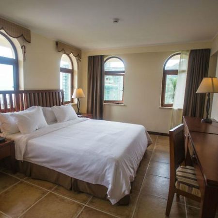Hotel Yuhuayuan Seaview Sanya Exterior foto